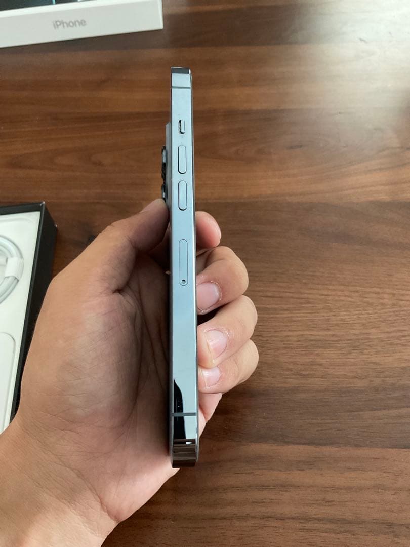 最終値下げ！【超美品】iPhone 13 Pro シエラブルー（256GB）