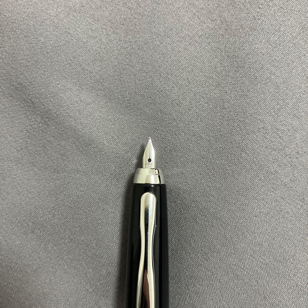 Pilot キャップレスフェルモ 細字（F）ブラック