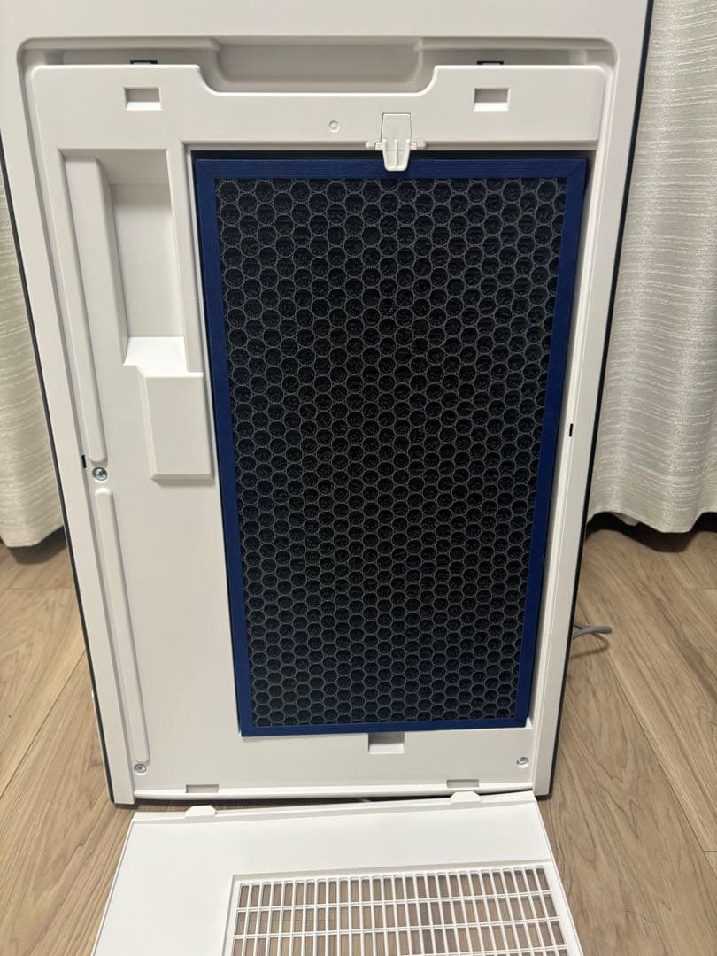 シャープ SHARP 加湿空気清浄機 KI-TX70-W