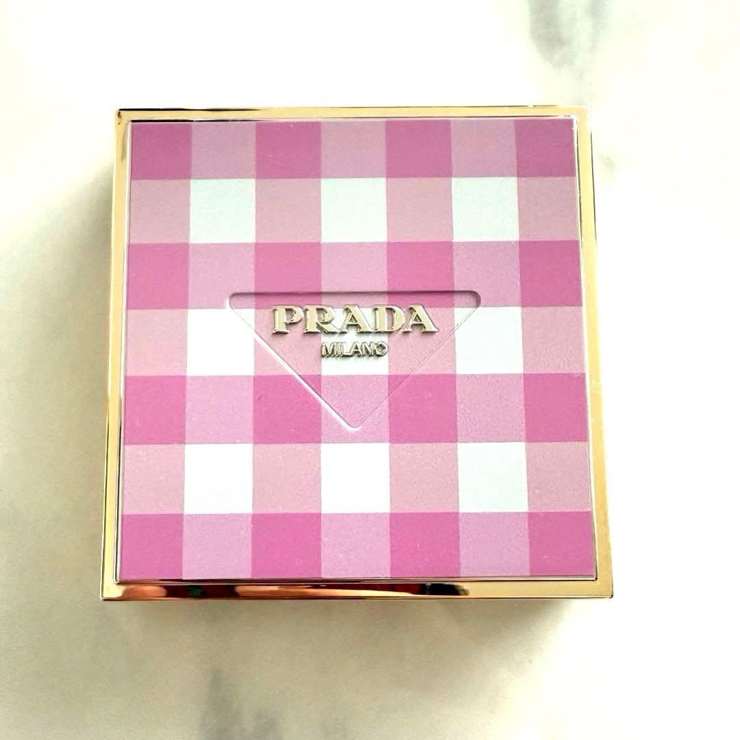 PRADA BEAUTY ダイメンションズ マルチエフェクト アイシャドウ 08