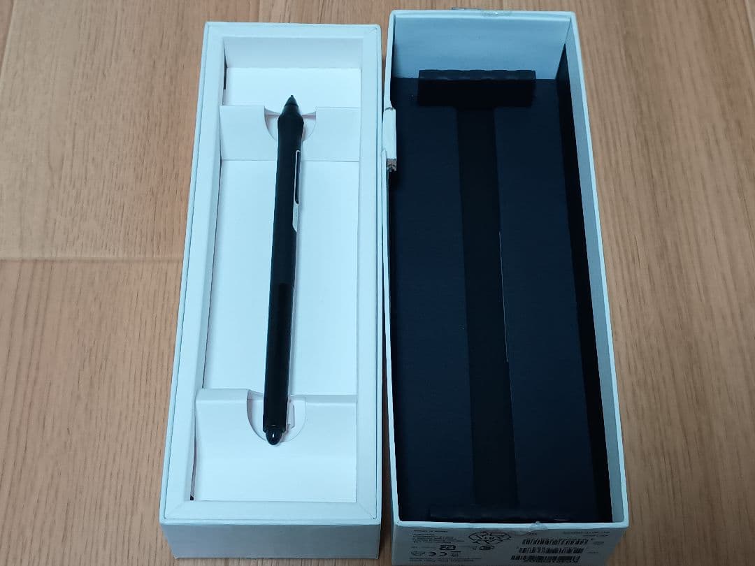 Wacom Pro Pen slim タッチペン
