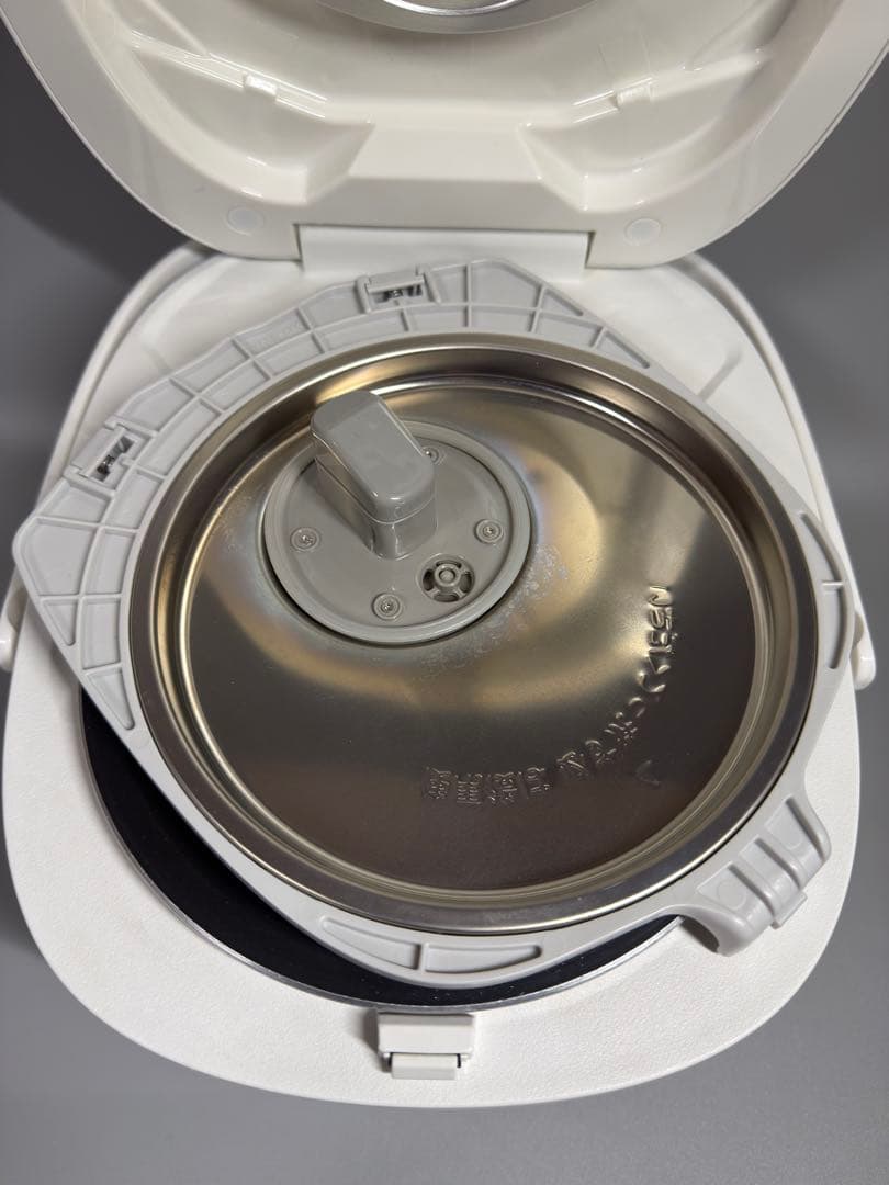 2023年製 Panasonic IH炊飯器 SR-KT060 炊飯確認済