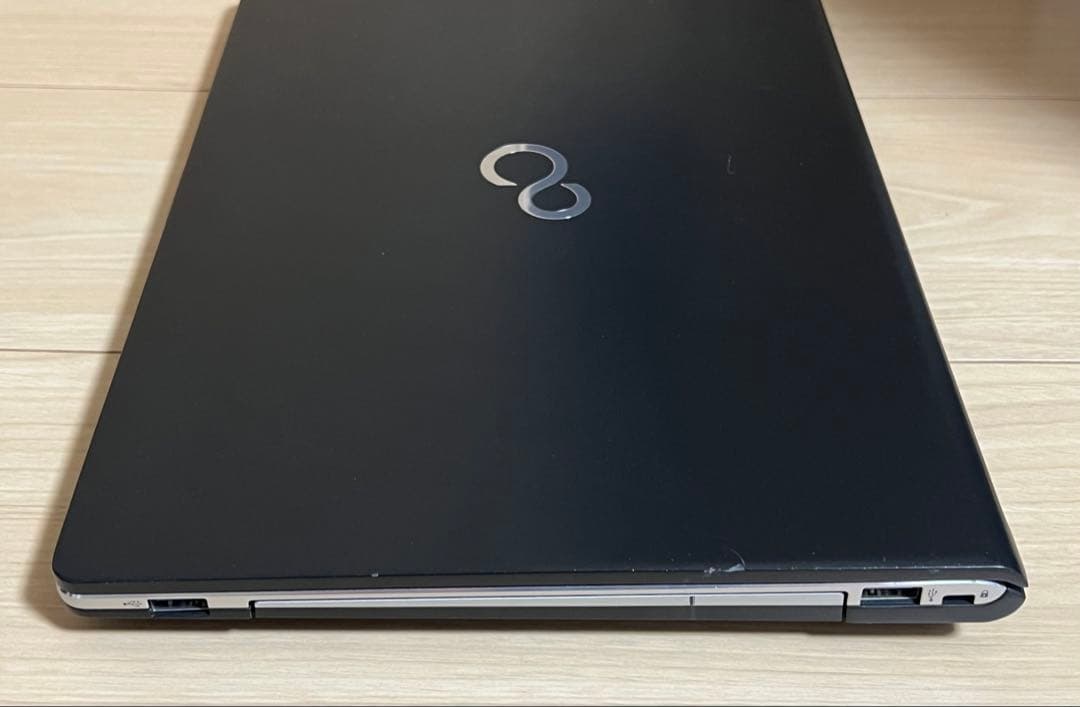 Windowsノート本体 FUJITSU LIFEBOOK S936/M Core i5 6300U