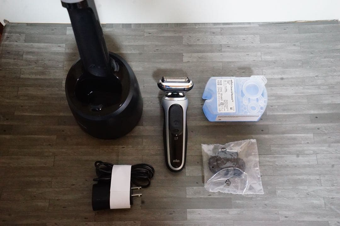 【美品】Braun S7 メンズ電気シェーバー ブラウンシリーズ7