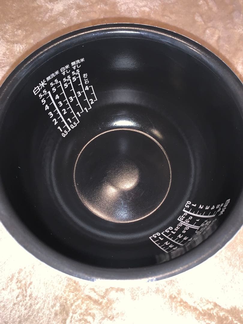 超美品 2025年 2回だけ使用 TOSHIBA IH炊飯器 RC-10HW