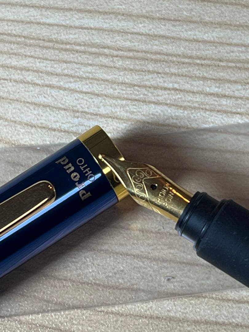 OHTO（オート）の万年筆「F-Lapa」新品未使用　廃盤品