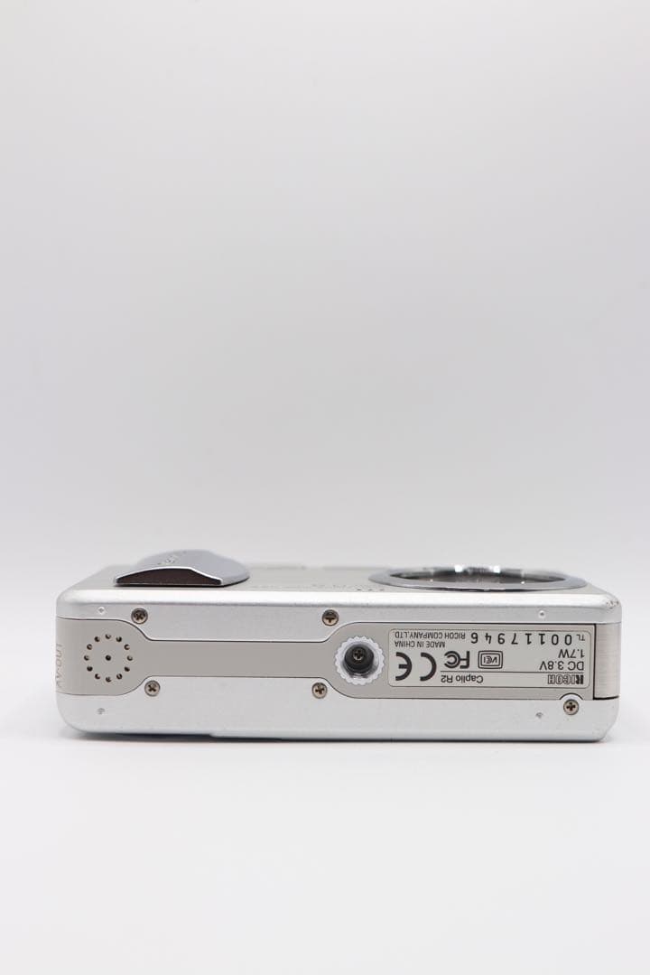 ✨動作確認済み！✨RICOH Caplio R2 単三電池で使用可能！