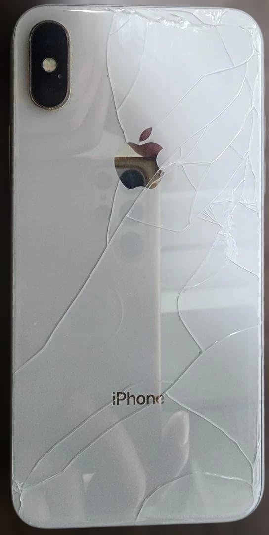 iPhone X 256GB 背面割れ ジャンク（部品取り/修理ベース）
