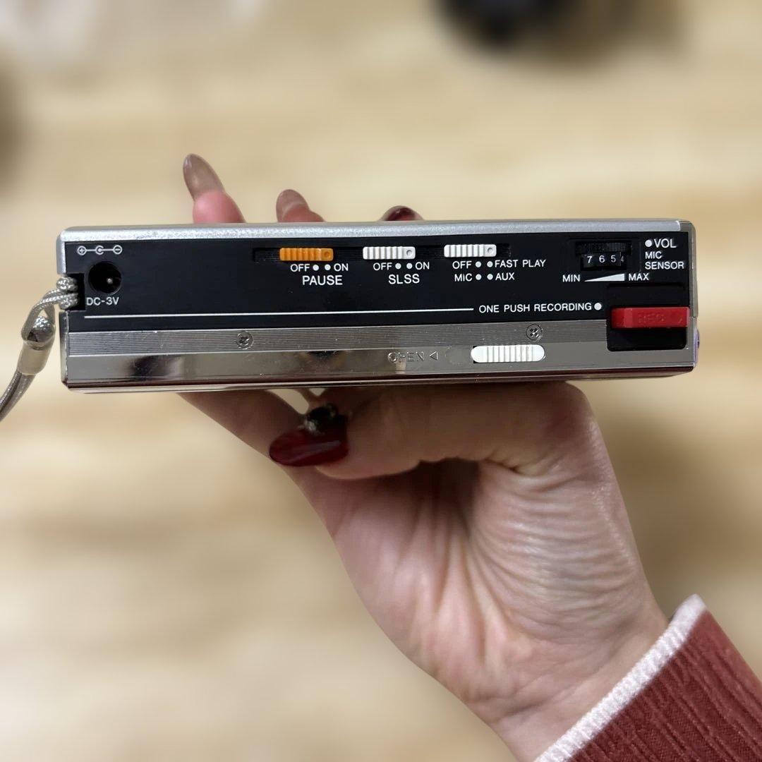 ジャンク品　アイワ カセットテープレコーダー TP-27 中古