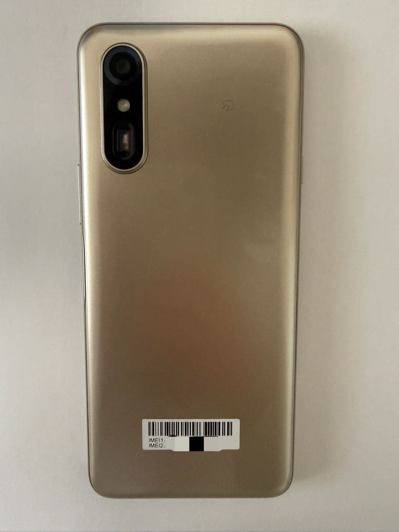 ワイモバイル らくらくスマートフォン a ゴールド
