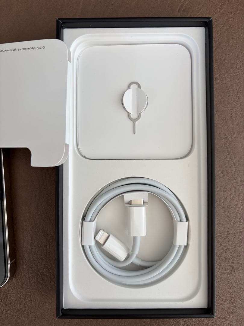 Apple iPhone 13 Pro ホワイト