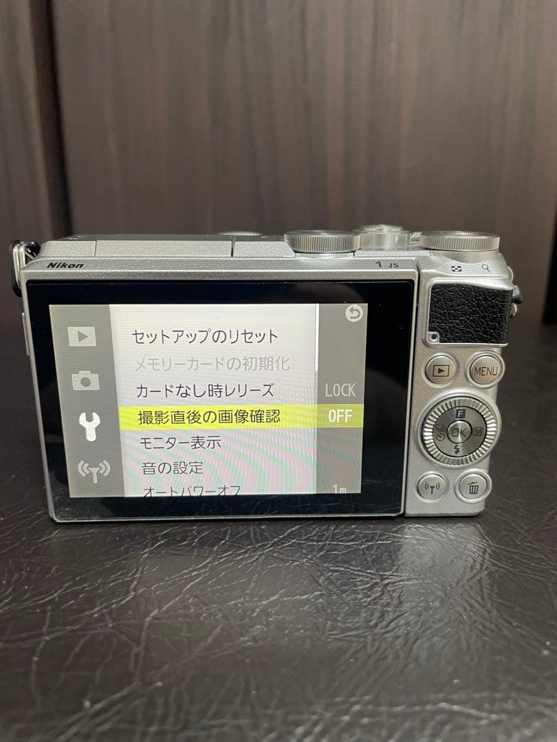 【16日13時まで値下げ】Nikon（ニコン） 1 j5ダブルズームレンズキット