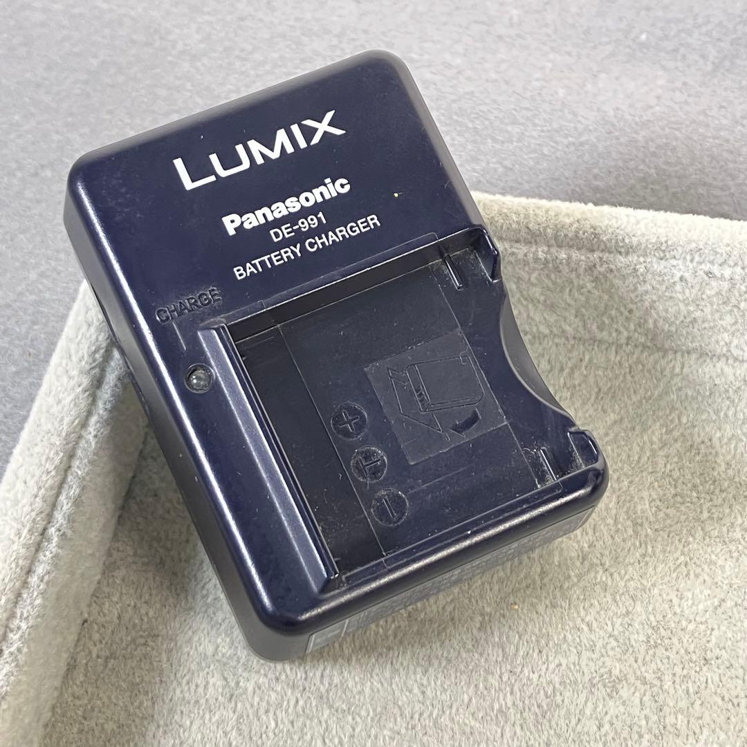 Panasonic Lumix DMC-FX7 ホワイト デジカメ