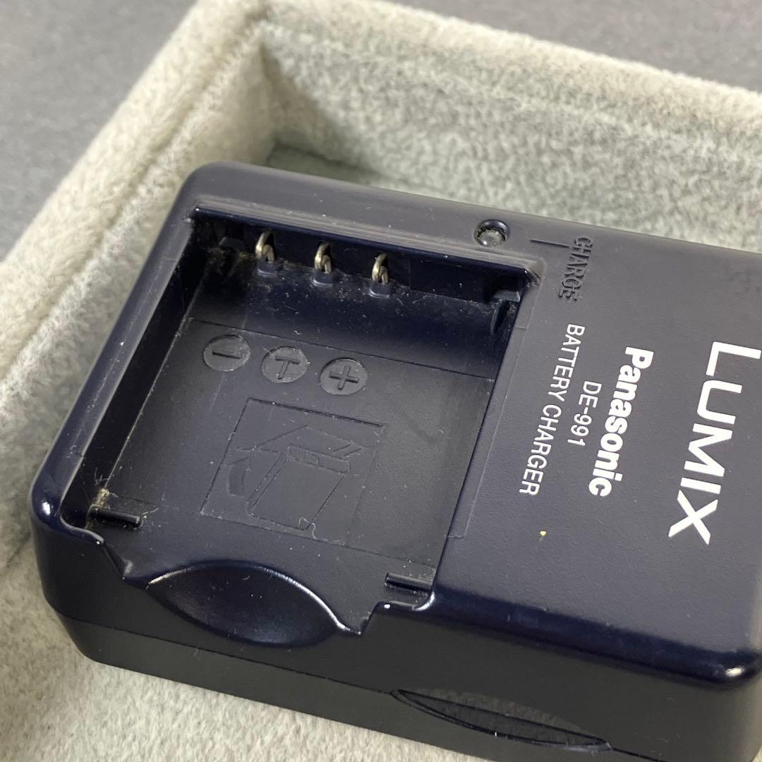 Panasonic Lumix DMC-FX7 ホワイト デジカメ