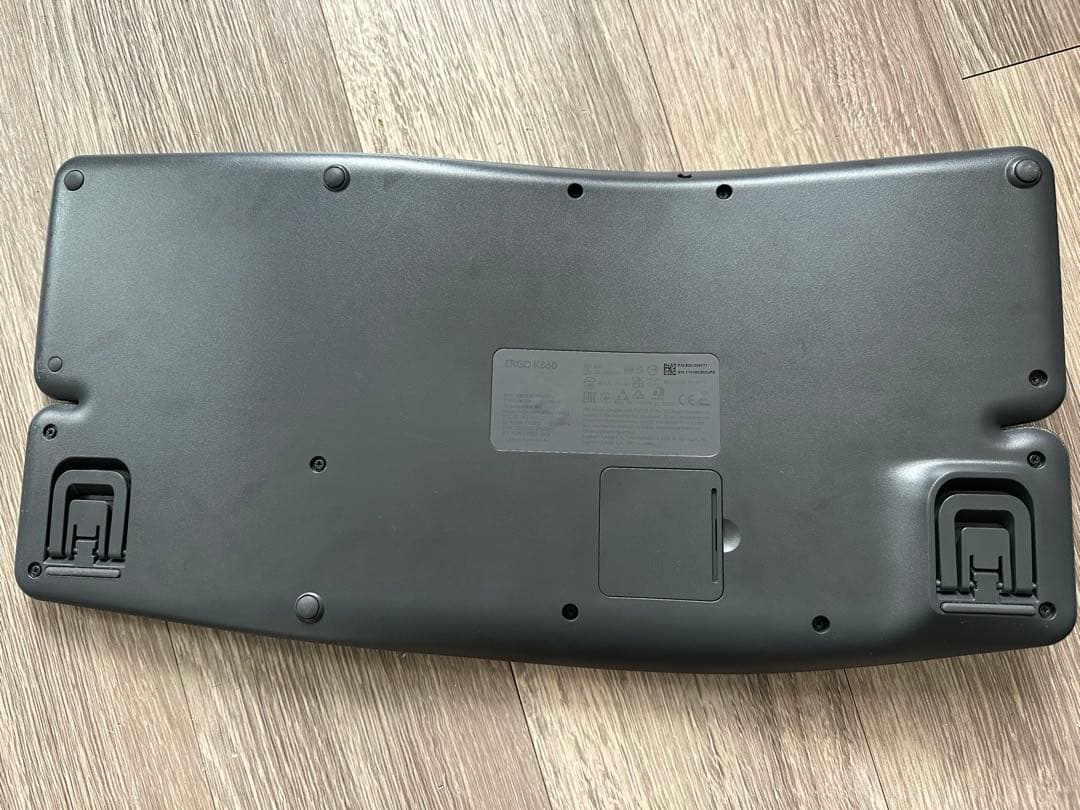 ERGO K860 エルゴノミクスキーボード 本体
