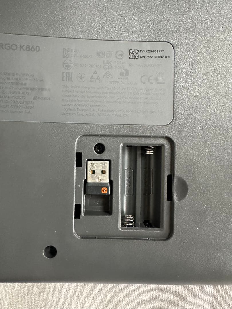 ERGO K860 エルゴノミクスキーボード 本体