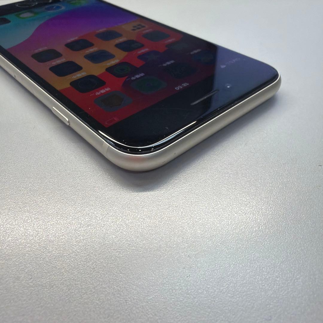 訳あり iPhone SE3 64GB スターライト 82% ホームボタンNG