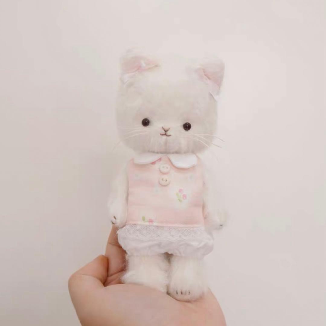 優しい仔猫ちゃん アーティストベア 海外作家様 ハンドメイド ぬいぐるみ