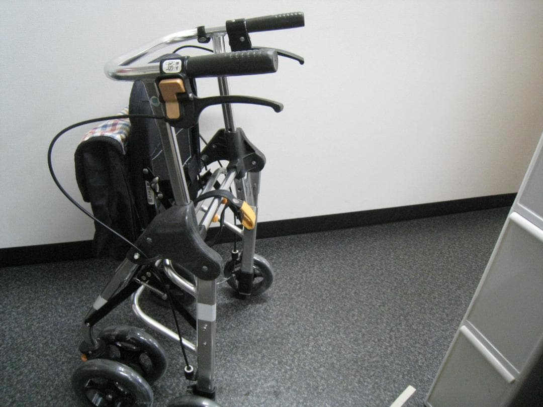 テイコブリトルハイ　HS05　チェックブルー 幸和製作所 歩行器 ①