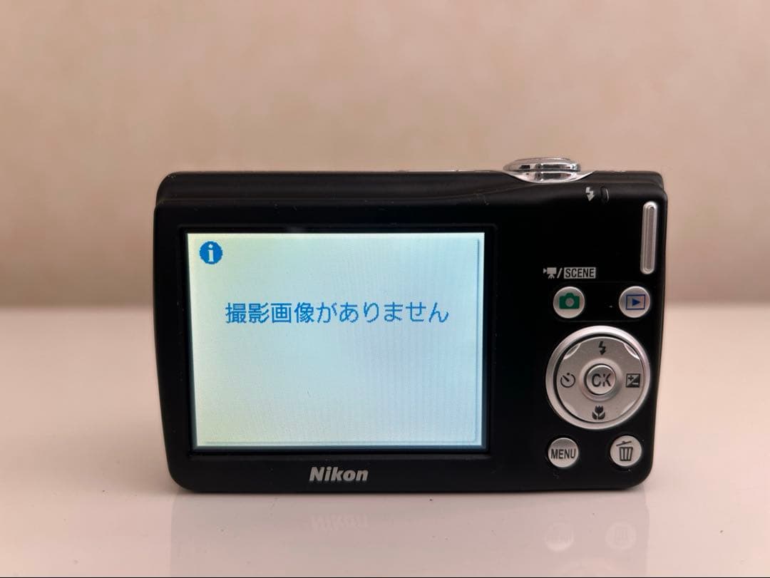 Nikon COOLPIX S203 コンパクトデジタルカメラ