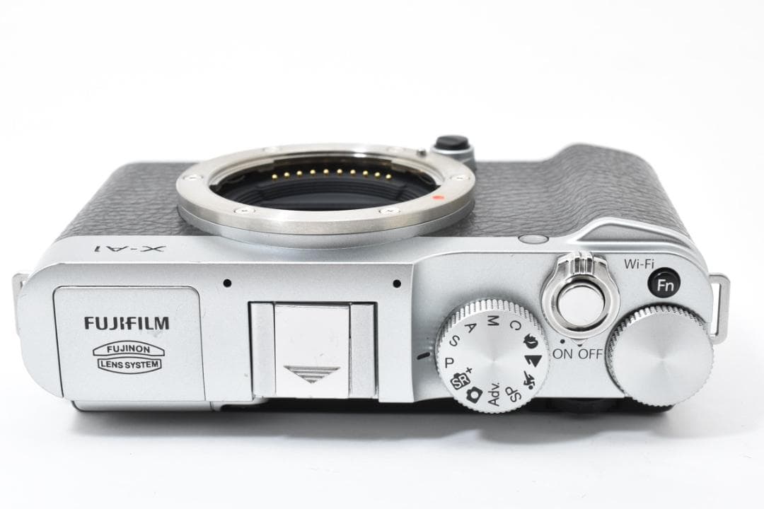 【良品】 FUJIFILM フジフィルム X-A1 ミラーレスカメラ カメラ