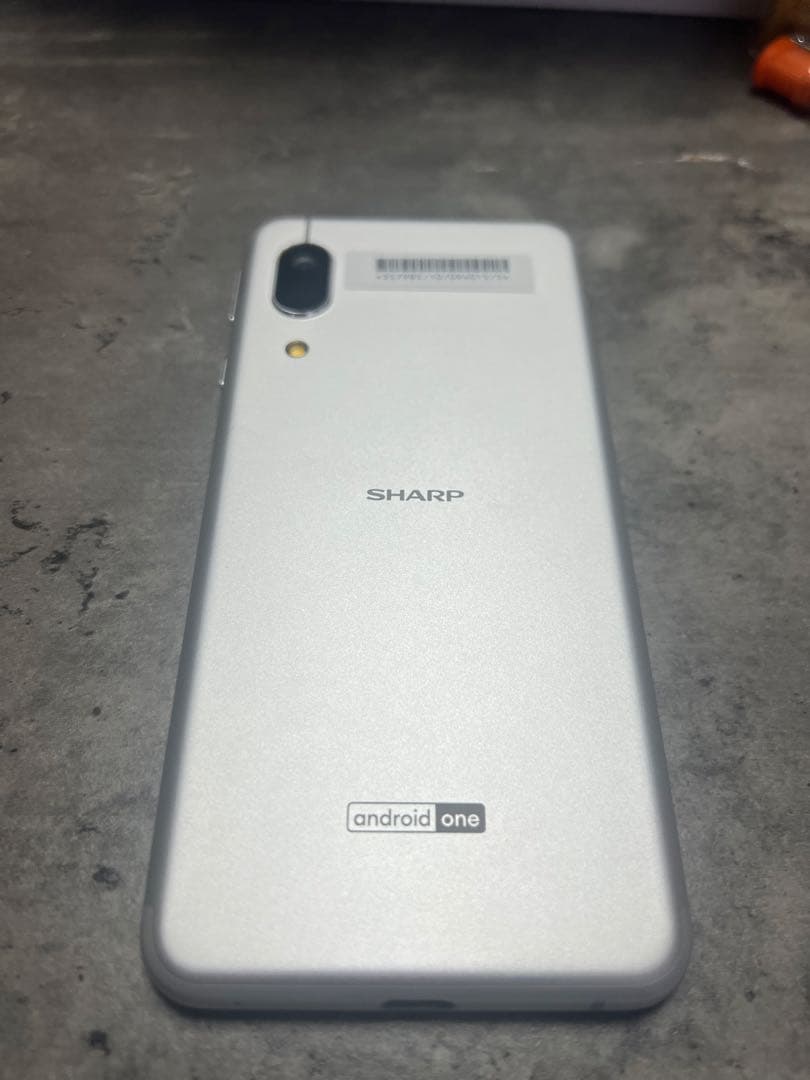 SHARP android one シルバー 本体