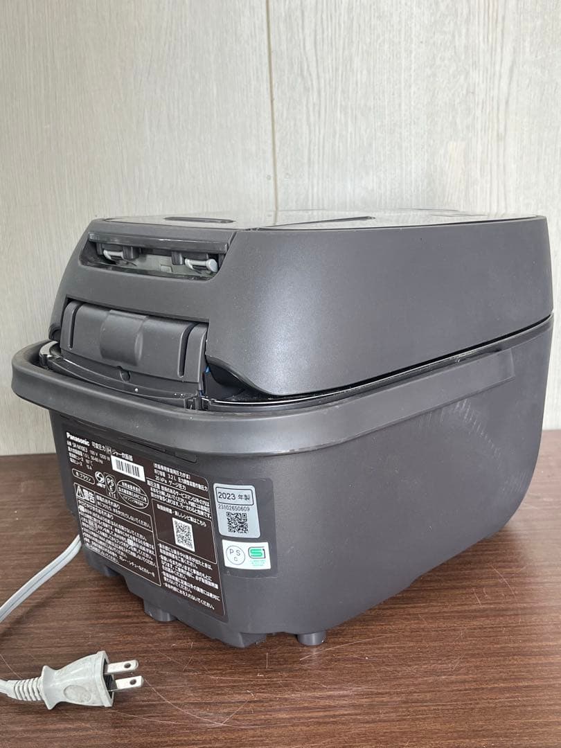 Panasonic SR-M10E3 IH炊飯器 5.5合 2023年製 綺麗