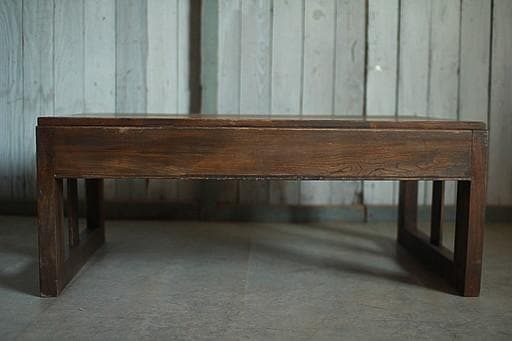 古く味のある木製の机　引き出し2杯　ローテーブル　作業台　古家具　古民家