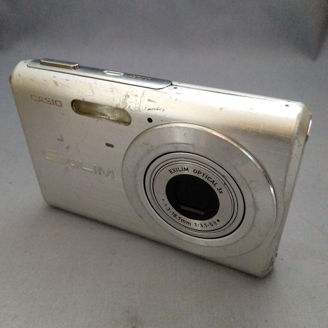 CASIO EXILIM EX-Z60　シルバー