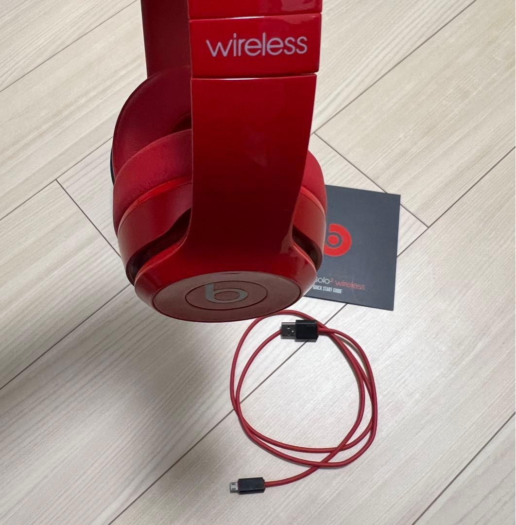 ヘッドホン beats solo2 wireless