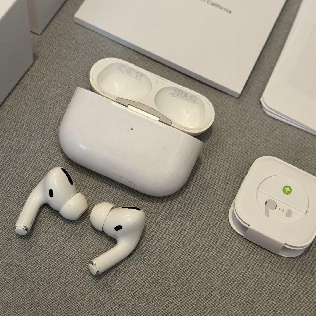AirPods Pro 第1世代箱イヤーチップ付き MLWK3J/Aイヤーピース