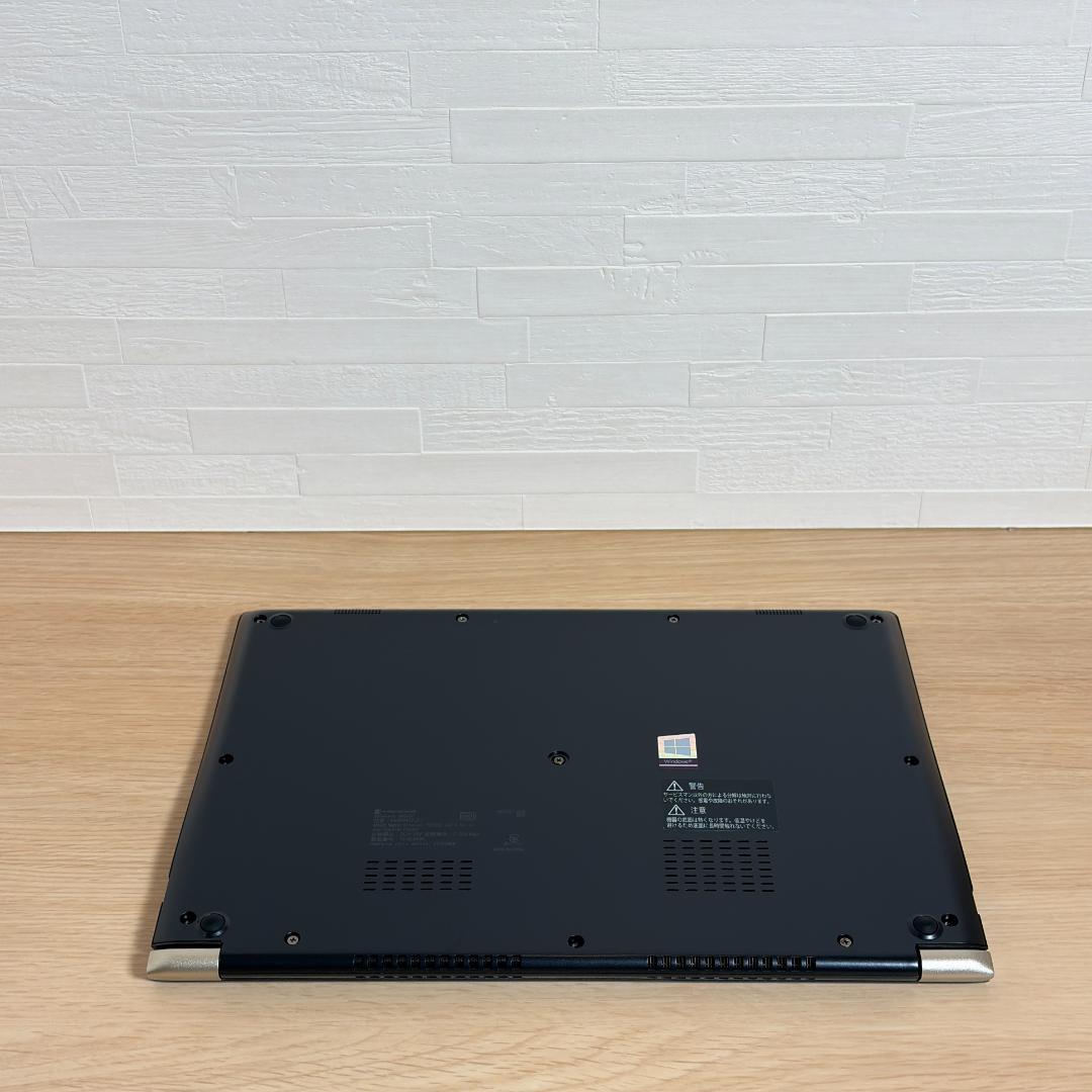 Dynabook　10世代i5　高年式　極美品　AI搭載　SSD　オフィス　38