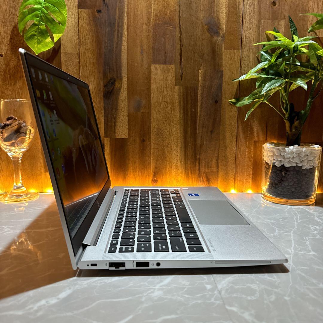 最新2023年発売‼️Elitebook☘️第13世代☘16GB☘️ノートパソコン