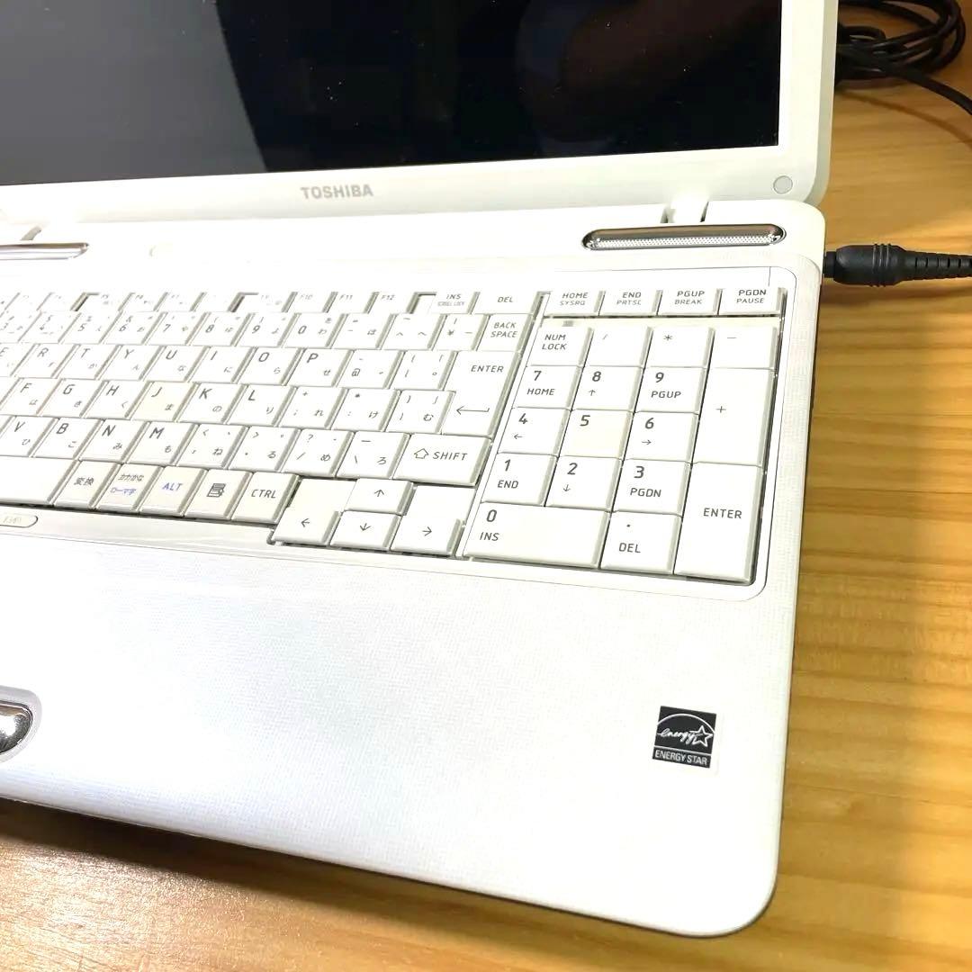 p*n様 東芝dynabook T451/57DW (ダイナブック)