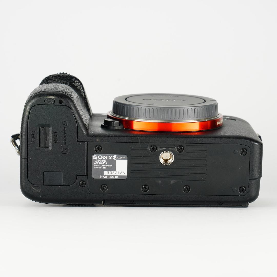 SONY α7RIII 4240万画素 レンズセット 差をつける