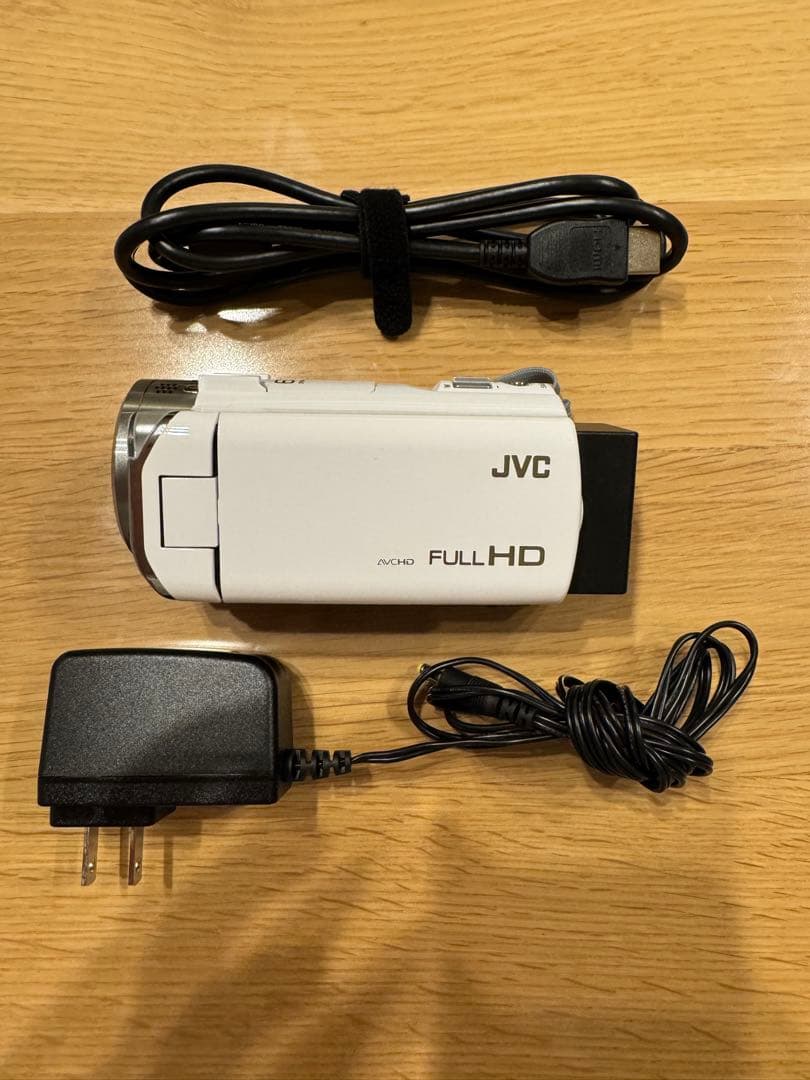 JVC Everio. GZ-E765-W ビデオカメラ