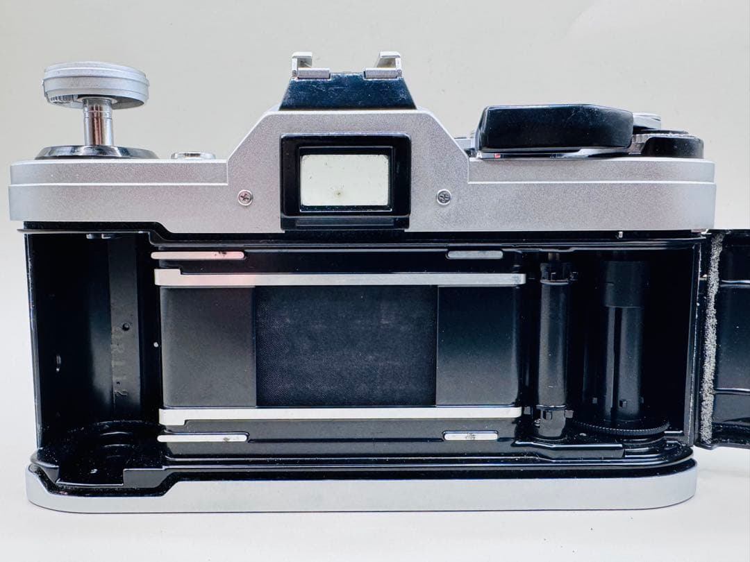 Canon AE-1 本体