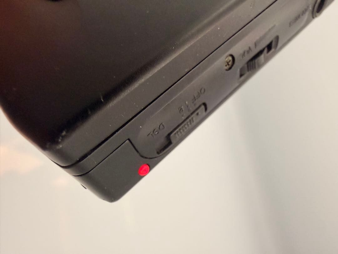 ジャンクアイワAIWA HS-PX610カセットプレーヤー 乾電池アダプター付F