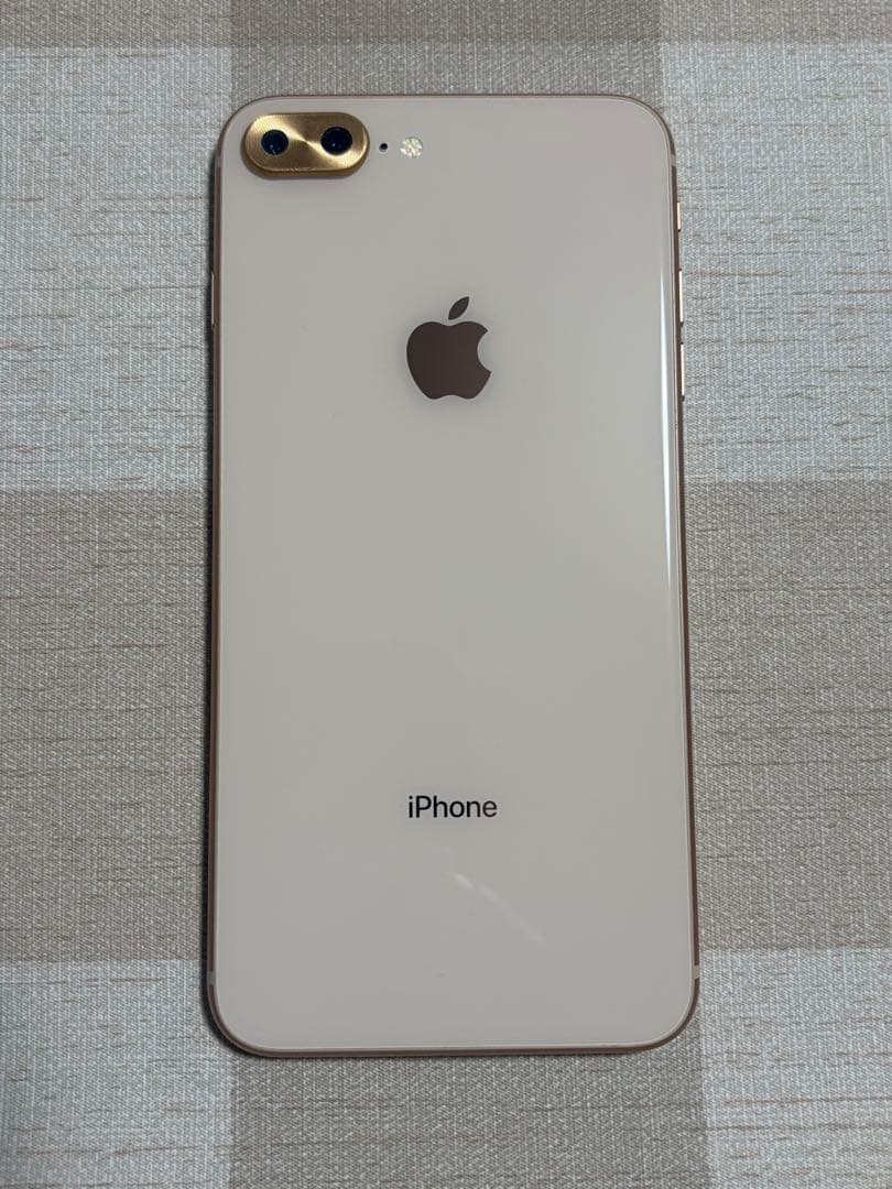 iPhone8plus ピンクゴールド　SIMロックあり