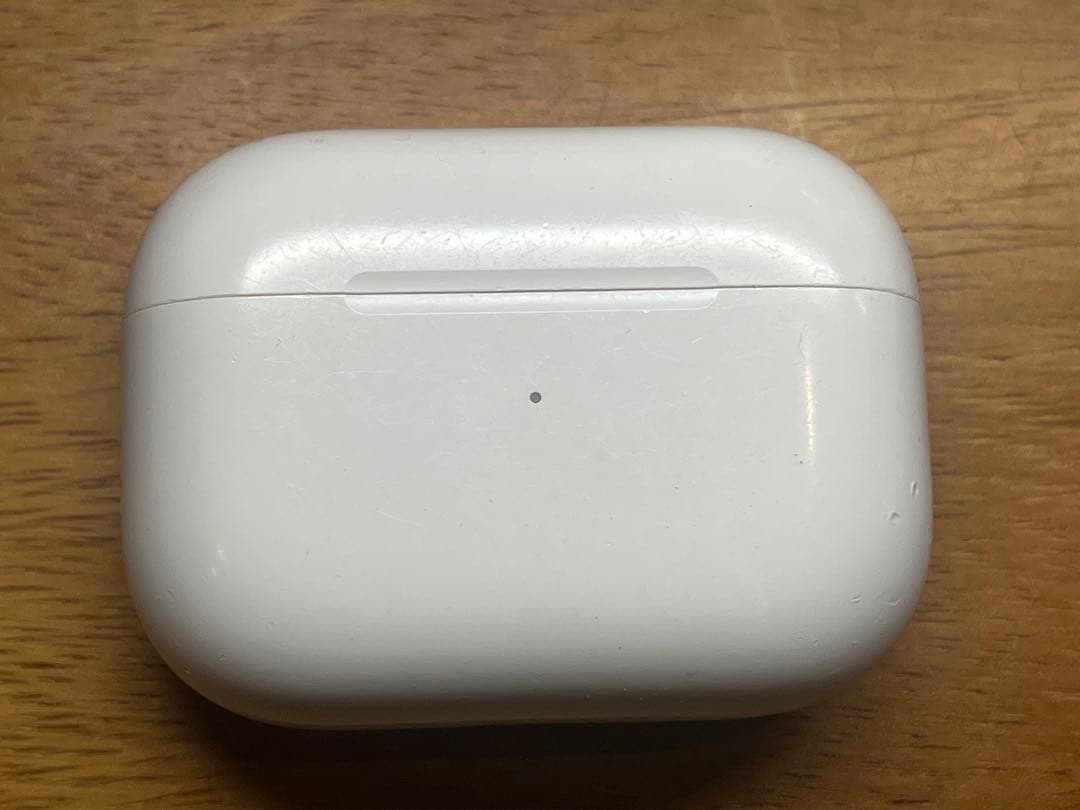 AirPodsPro2 充電ケース+右耳