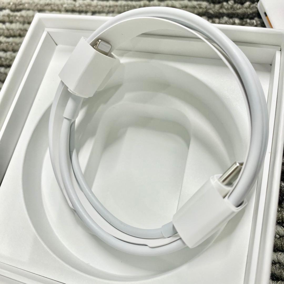 AirPods pro（第二世代）　ライトニング　付属品付き