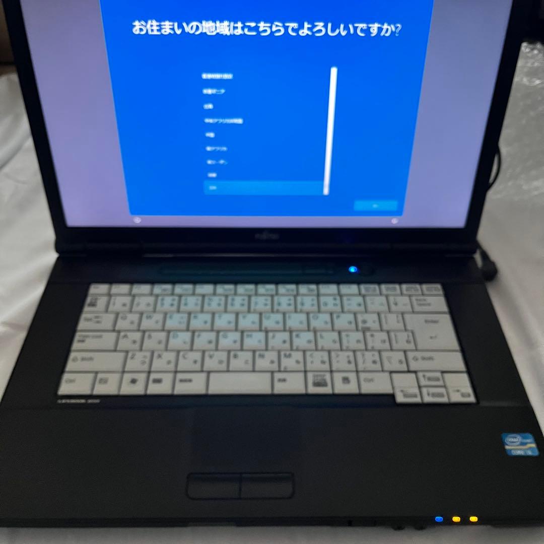 ノートパソコン　FUJITSU　LIFEBOOK A572/E Core i5