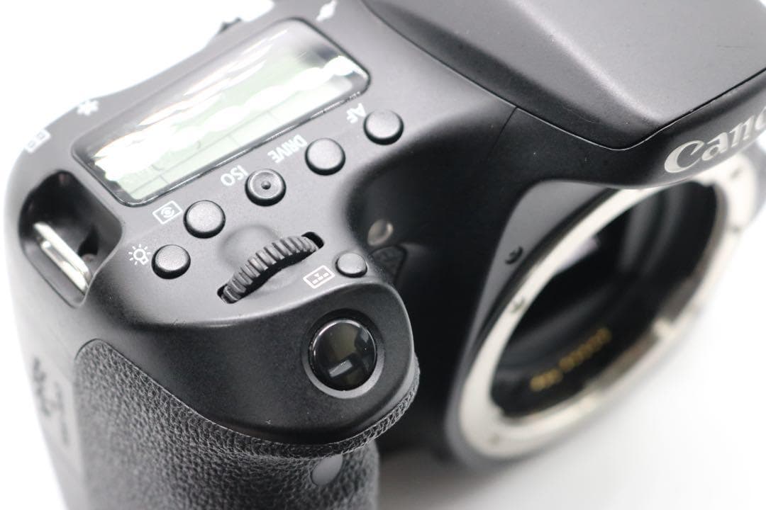 【Canon EOS 70D ダブルレンズセット】 Wi-Fi搭載 安心保証あり