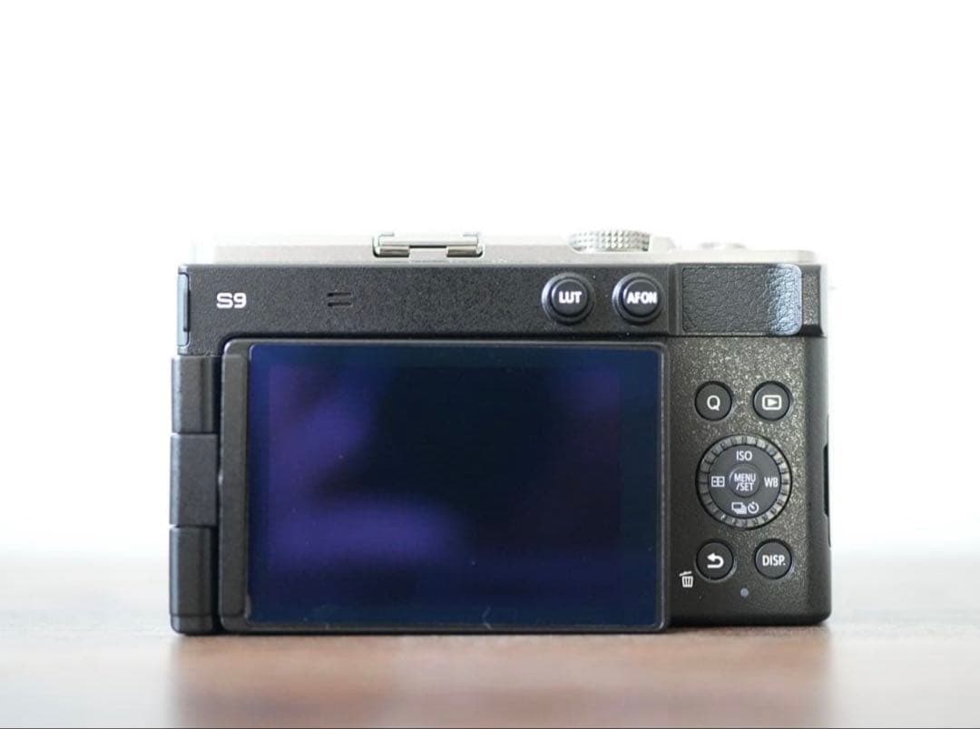 【土日限定】230,000円→210,000円LUMIX S9 レンズ2本 等