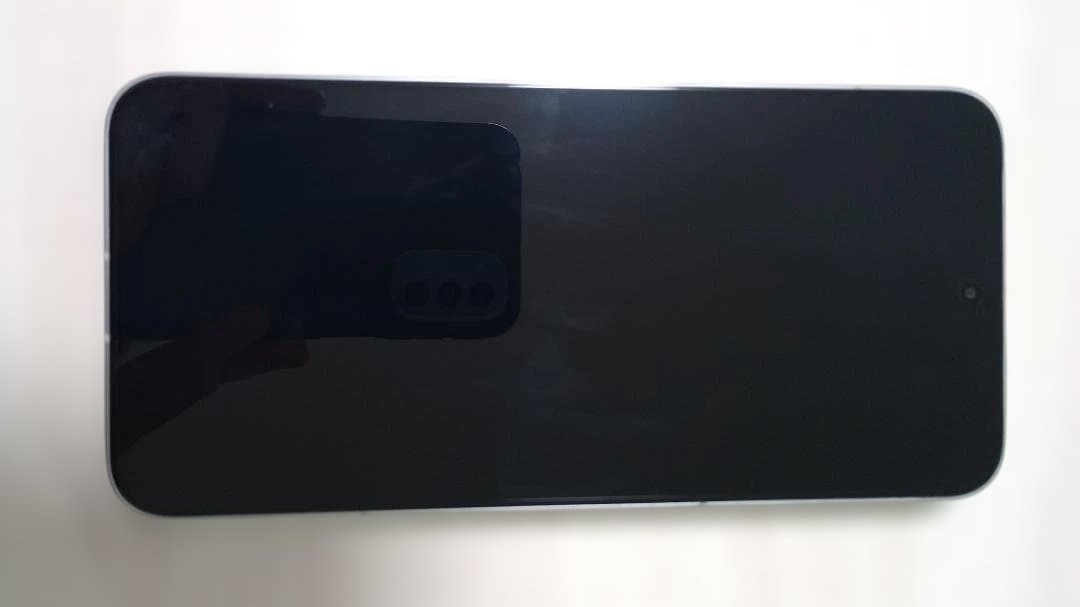 【ほぼ新品】Xiaomi POCO F7 256GB シルバー SIMフリー
