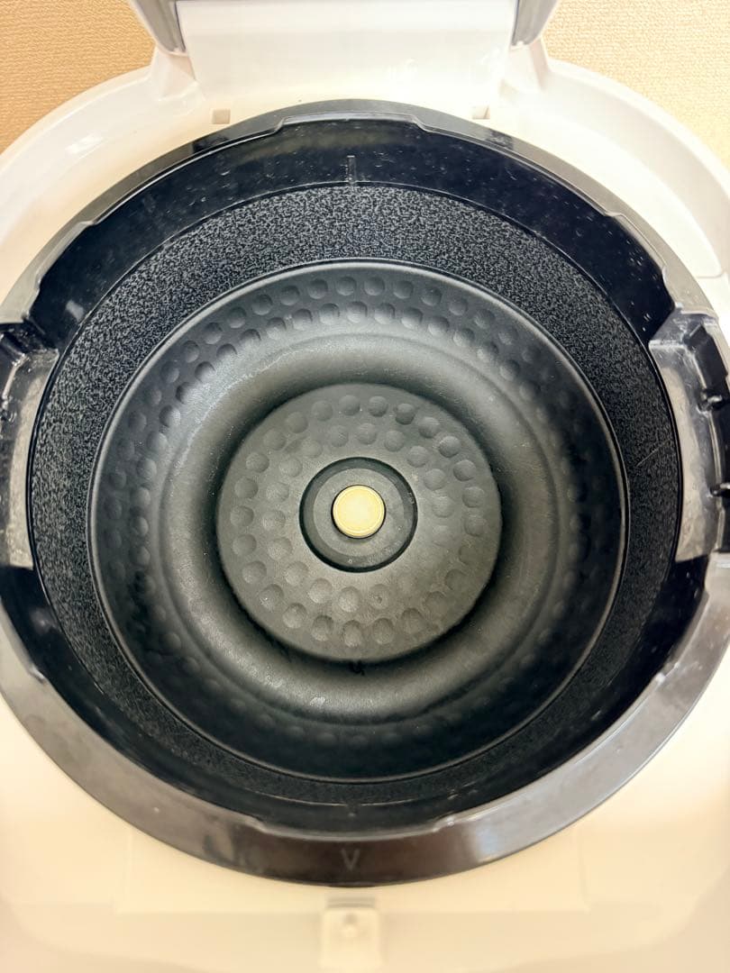 CUCKOOクック IH圧力炊飯器 CRP-HJ0657F 1.08L 動作品
