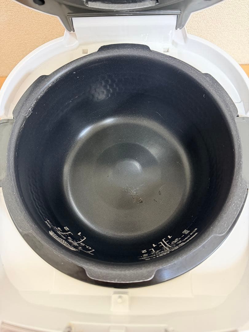 CUCKOOクック IH圧力炊飯器 CRP-HJ0657F 1.08L 動作品