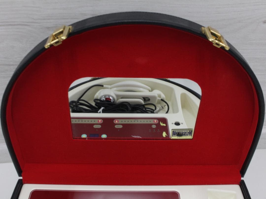 ▲多機能美容器 LUCIDA DX ルシーダ　超音波美容器