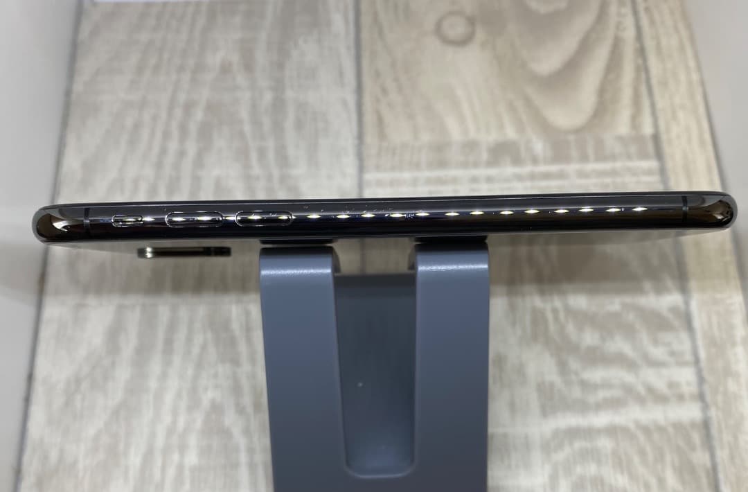 iPhoneXS スペースグレー 256GB 新品バッテリー