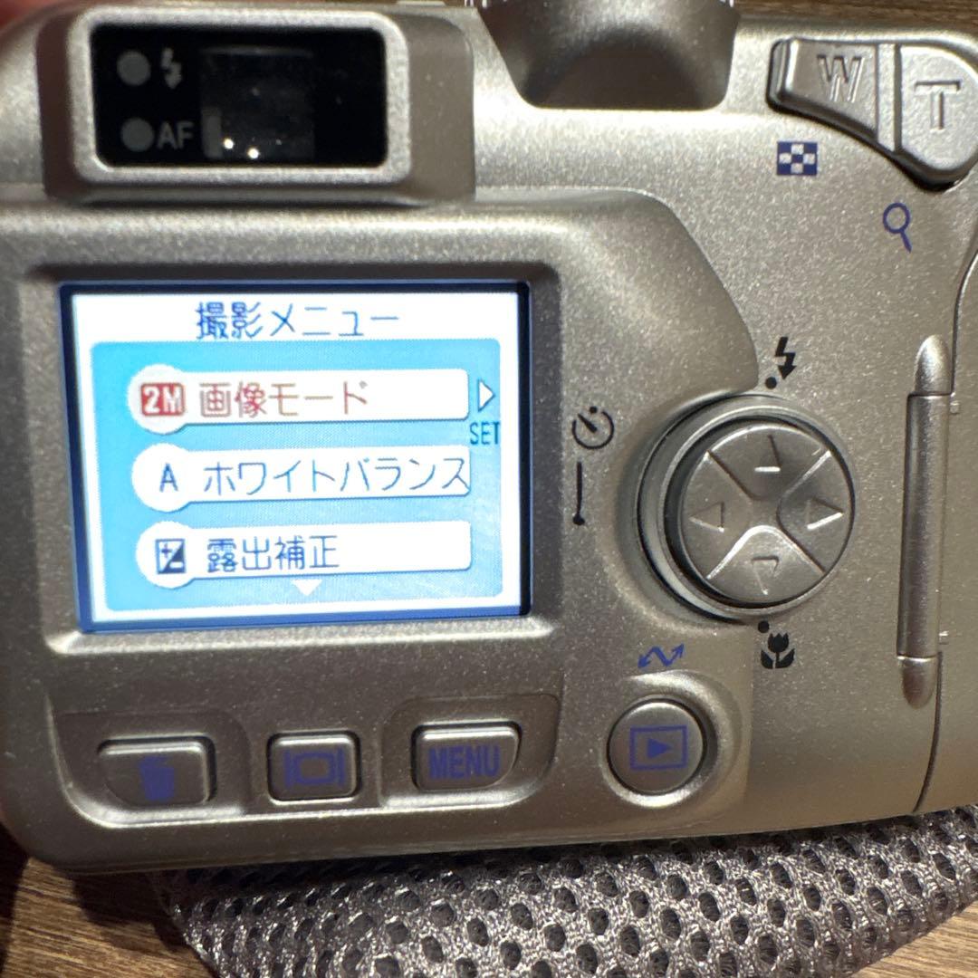 Nikon COOLPIX 2100 デジタルカメラ